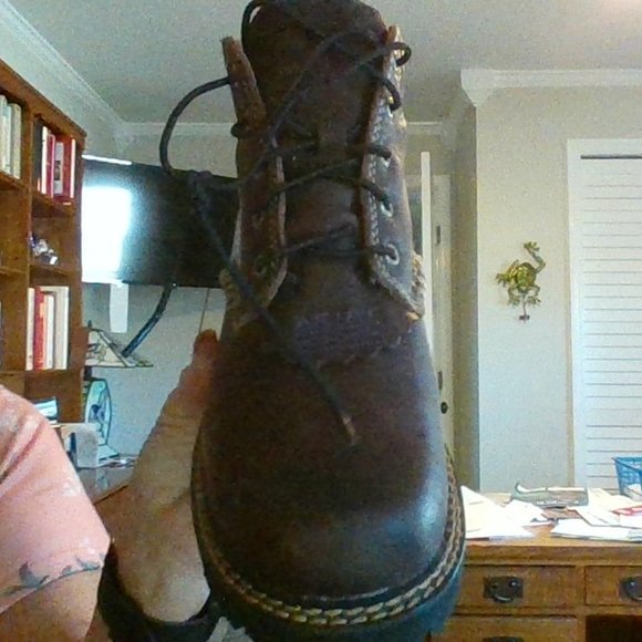 Ariat Women's Leather Lace Up Ankle Boot - Picture 2 of 5